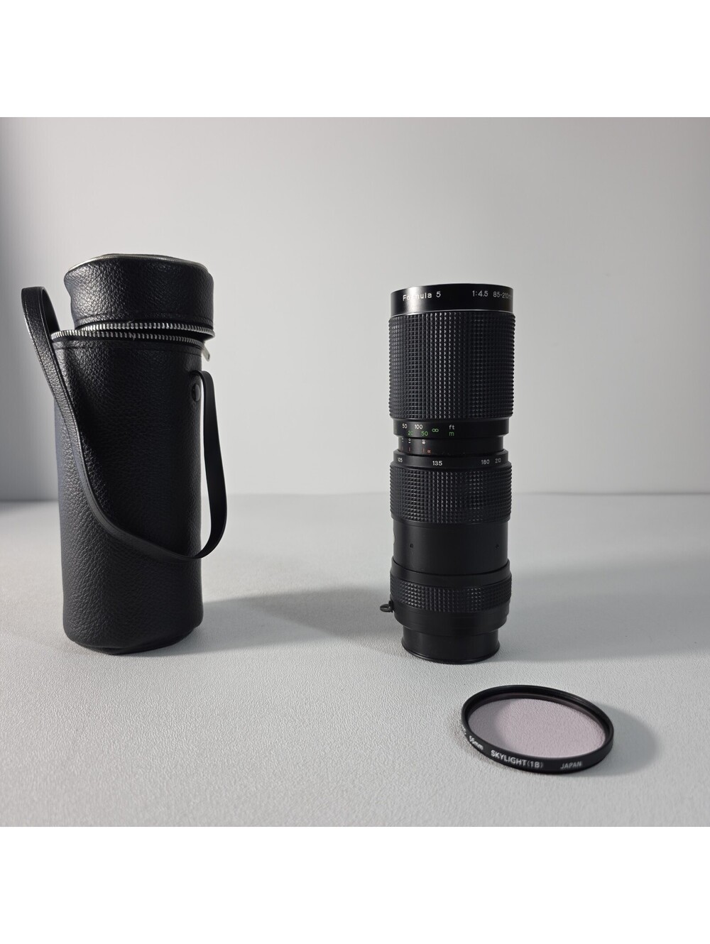 Formular 5 85-210mm F4.5 with Nikon non Ai Mount W/Case